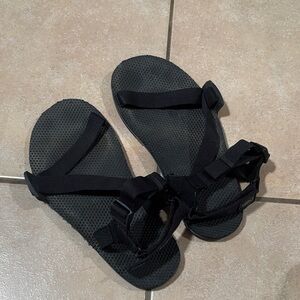 Xero Naboso z strap sandals